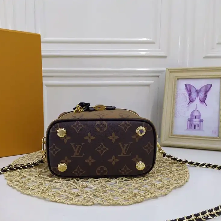 Fashionreps 204B570004 Bags LV 0527